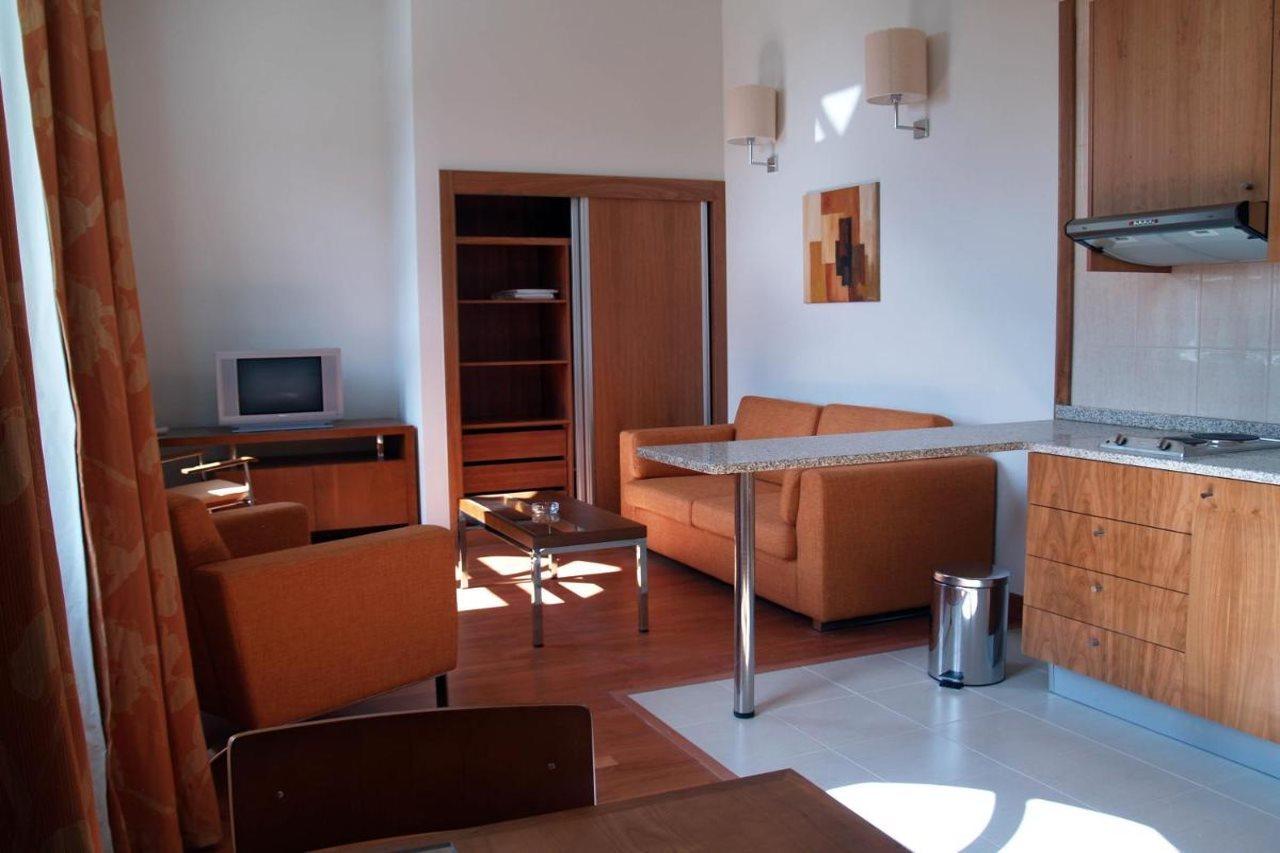 Hotel Apartamentos Geres Ribeiro Exterior photo