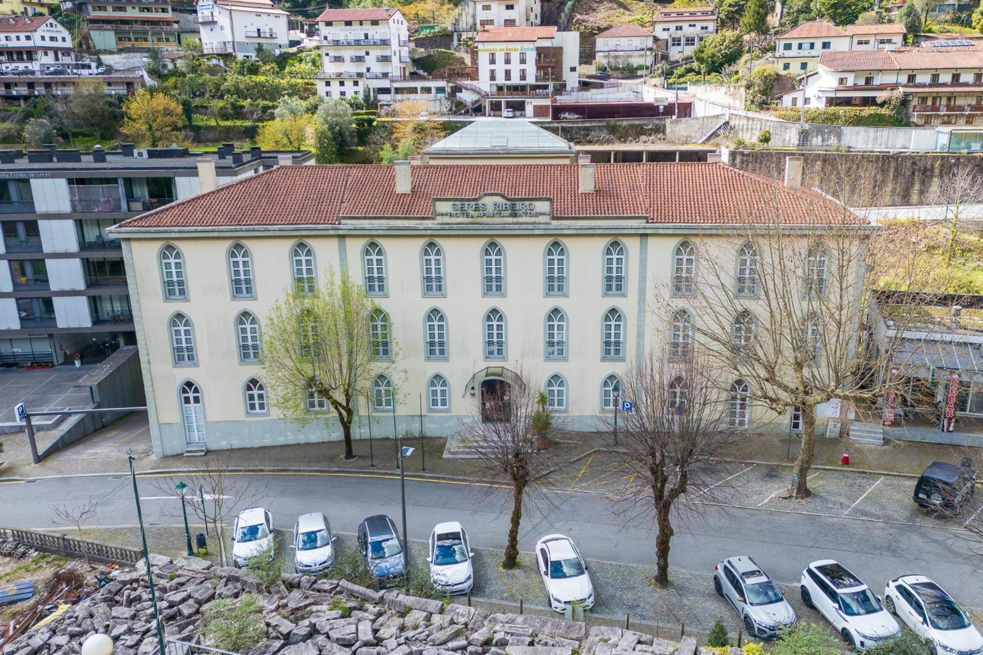 Hotel Apartamentos Geres Ribeiro Exterior photo