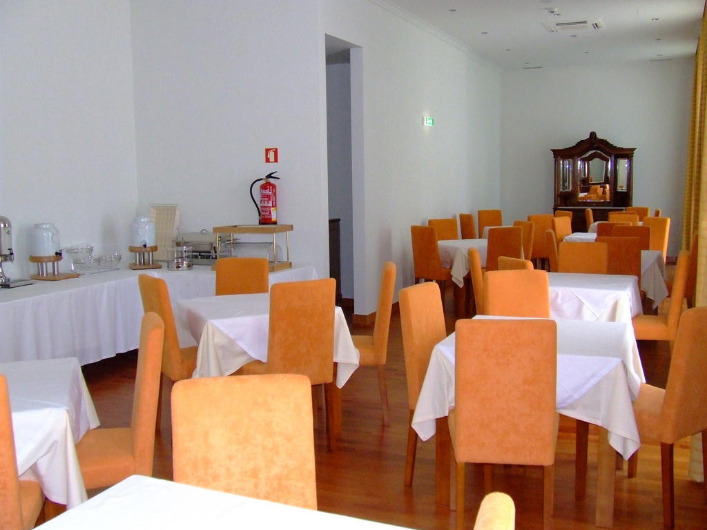 Hotel Apartamentos Geres Ribeiro Exterior photo